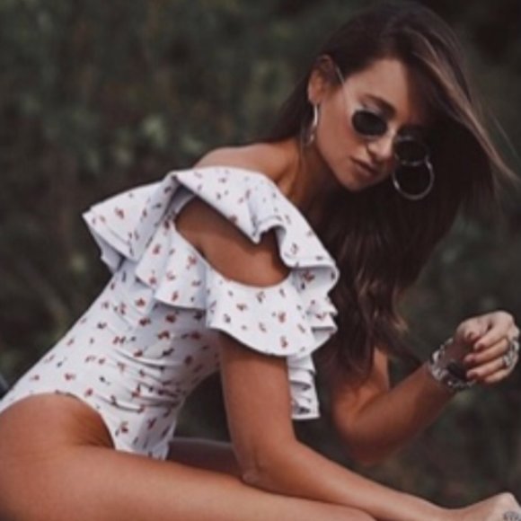 ONIA x WEWOREWHAT SOLDOUT Stella One Shoulder One Piece Swimsuit Floral NWT Sz S - Picture 2 of 8